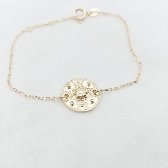 bijou tendance bohème plaqué or bracelet médaille soleil ethnique entier
