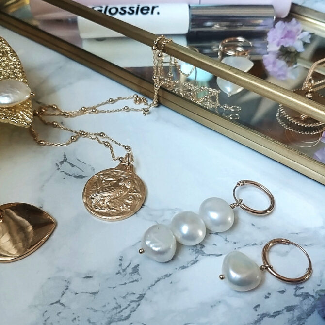 bijoux créateur tendance fait main handmade boucles d'oreilles créoles perles plaqué or