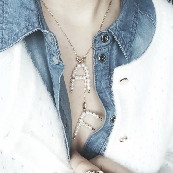 bijoux créateur fait main collier pendentif lettre initiale en perles