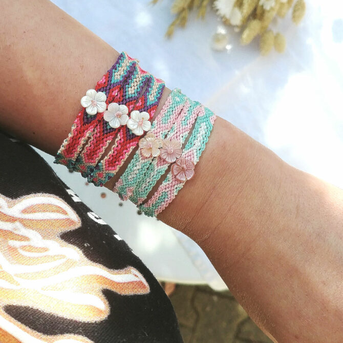 bracelet brésilien tendance été fleur nacre rose
