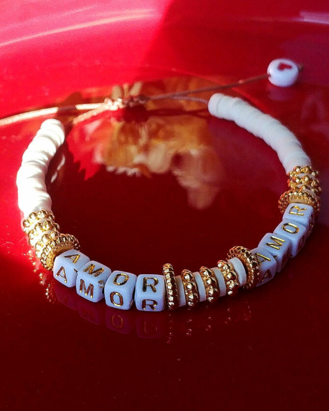 bracelets mot à personnaliser tendance fait main bracelet heishi surfer bohème bijoux créateur
