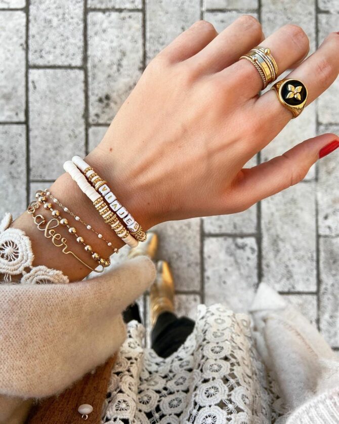 bracelets mot à personnaliser bracelet heishi surfer bohème bijoux créateur fait main bijoux créateur tendance instagram flavie flaflavflavia