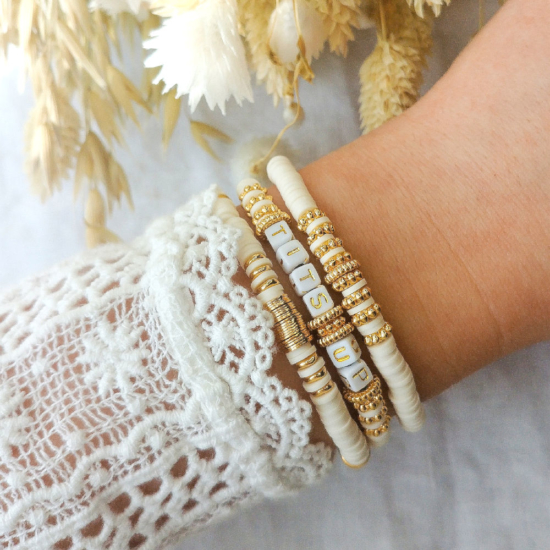 bracelets mot à personnaliser bracelet heishi surfer bohème bijoux créateur fait main bijoux créateur tendance