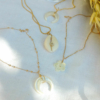 colliers nacre coquillage cowrie cauri bijoux or fait main bijoux créateur