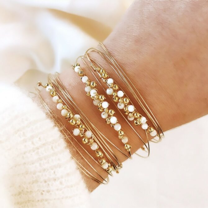 bracelets joncs tissage perles blanches or fait main en france bijoux créateur tendance