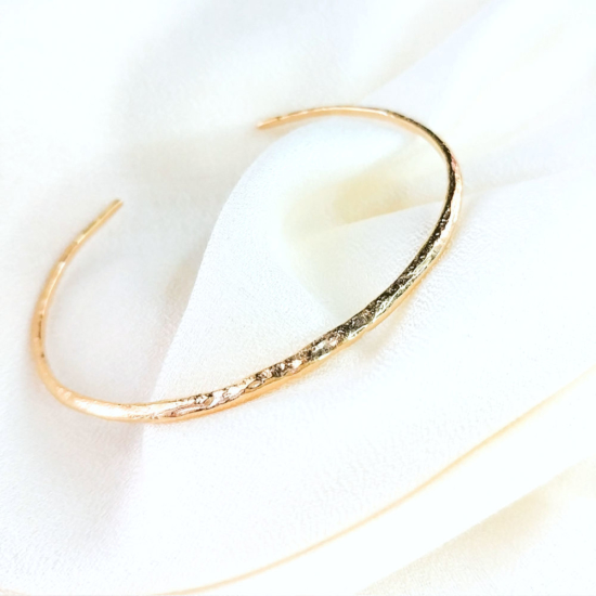 bijonx bracelet jonc texture martelé plaqué or bijoux createur instagram france