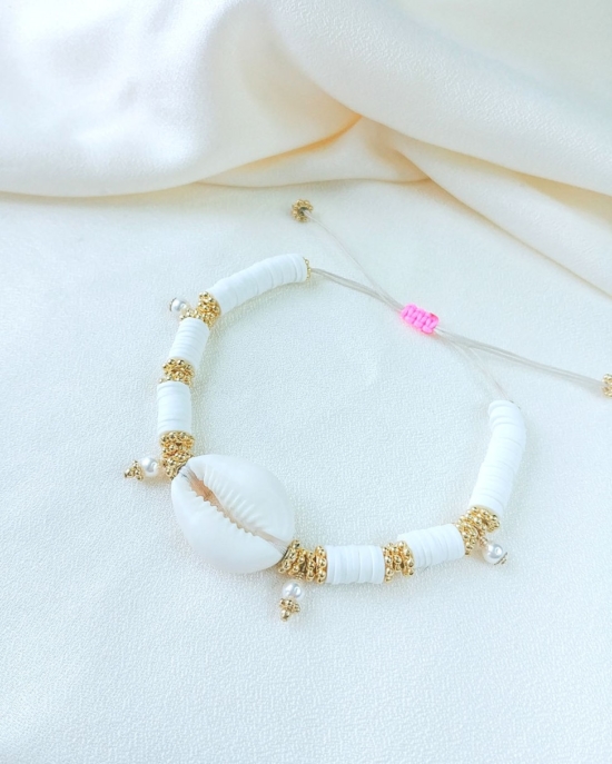 bracelets mot à personnaliser tendance fait main bracelet heishi surfer coquillage cauri bohème bijoux créateur