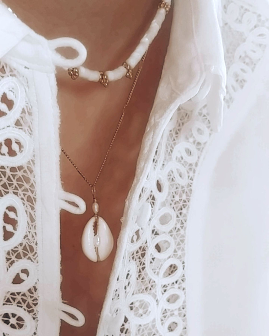 collier tendance été summer coquillage cauri or fait main bijoux créateur made in france