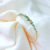 bracelet jonc tissage broderie pierre précieuse émeraudes bijoux or fait main bijoux créateur made in france