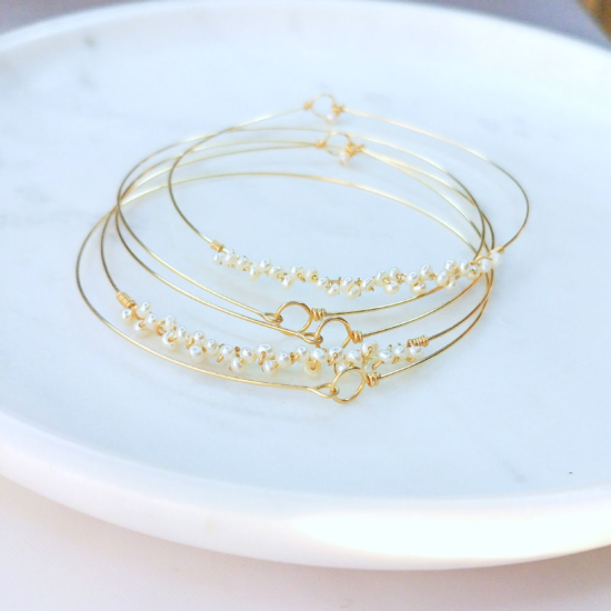 bracelets joncs semainier fin or perles simple destroy tissage perles nacres blanches or fait main en france bijoux créateur tendance