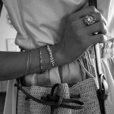 instagram manon mgch bracelets joncs tissage perles blanches or fait main en france bijoux créateur tendance