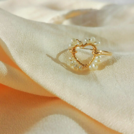 bague coeur tissage broderie perles émeraude fait main or fil gold filled bijoux createur instagram france fait main
