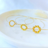 bracelets joncs semainier fin or pBracelet jonc boucle perles de culture or fait main bijoux créateur tendance