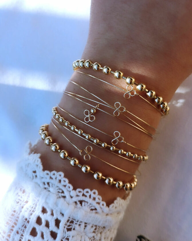 bracelets joncs semainier trèfle chance porte bonheur fin perles destroy argent 925 ou or gold filled fait main en france bijoux tendance créatrice instagram
