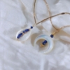 collier tendance été summer coquillage cauri perle de culture corne demi-lune nacre or fait main bijoux créateur made in france