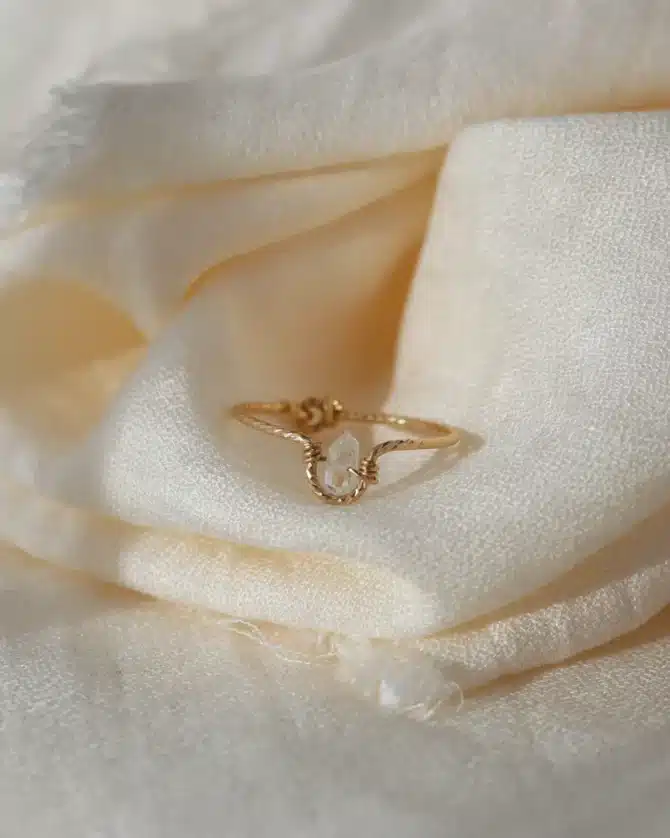 bague pierre diamant herkimer quartz herkimer fait main en france créatrice bijoux gold filled et argent 925 instagram