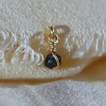 boucle d'oreille puce simple pierre diamant noir quartz herkimer fait main en france