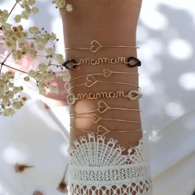 bracelet cordon mot maman fait main en france bijoux créateur tendance Créatrice instagram cadeau fête des mères